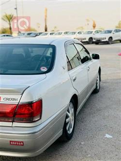 تويوتا كراون